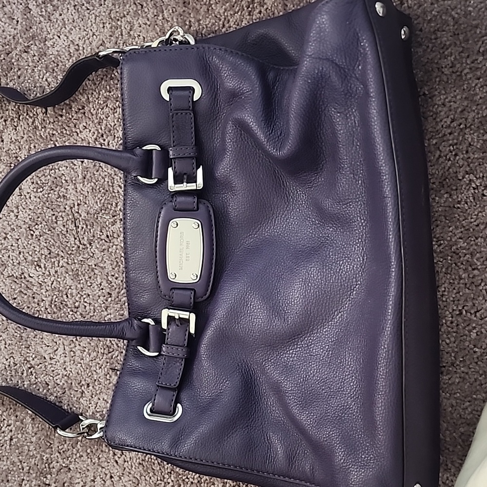 Michael kors leather crossbody bag